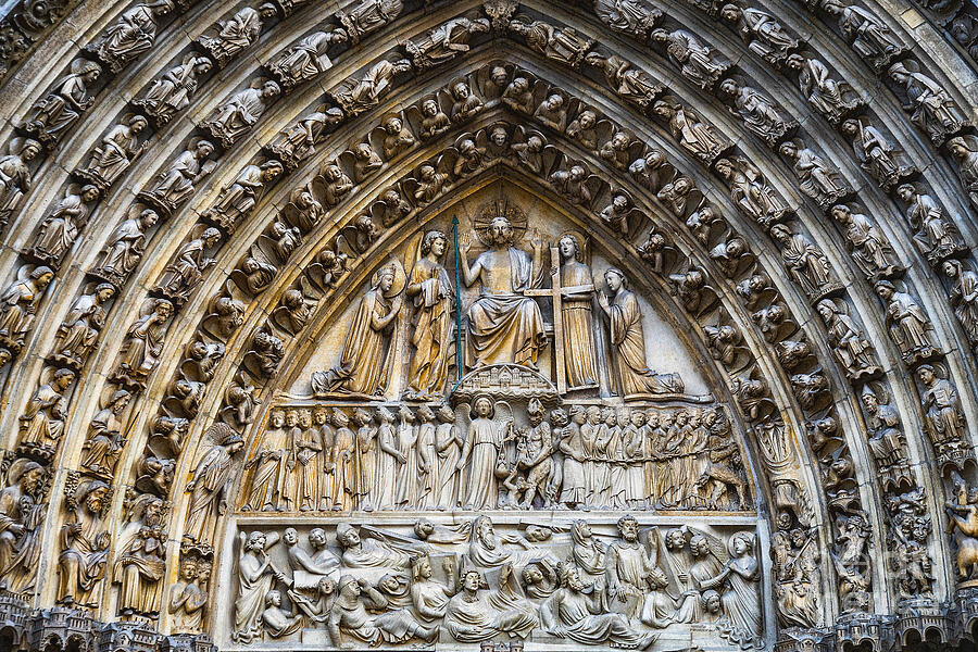 Detailed view of an arch on the Notre Dame